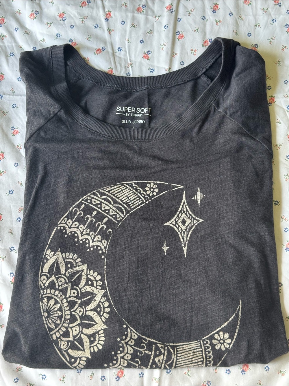 torrid 3/4 Sleeve Tee with Cream Moon Graphic